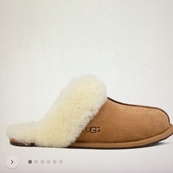 UGG chestnut Scuffette  Sheepskin Slippers(size 6) - Picture 7 of 8